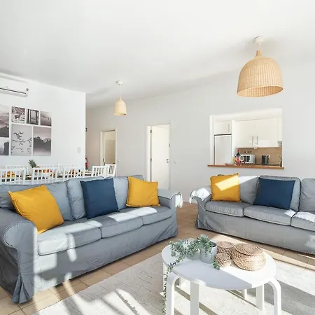 فيلة Host Wise - Serene Spacious House - Swimming Pool & Garden