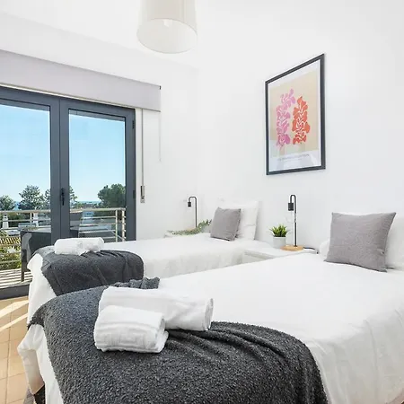 Host Wise - Serene Spacious House - Swimming Pool & Garden Olhos de Agua (Albufeira)