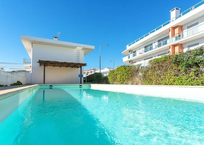 Host Wise - Serene Spacious House - Swimming Pool & Garden 빌라
